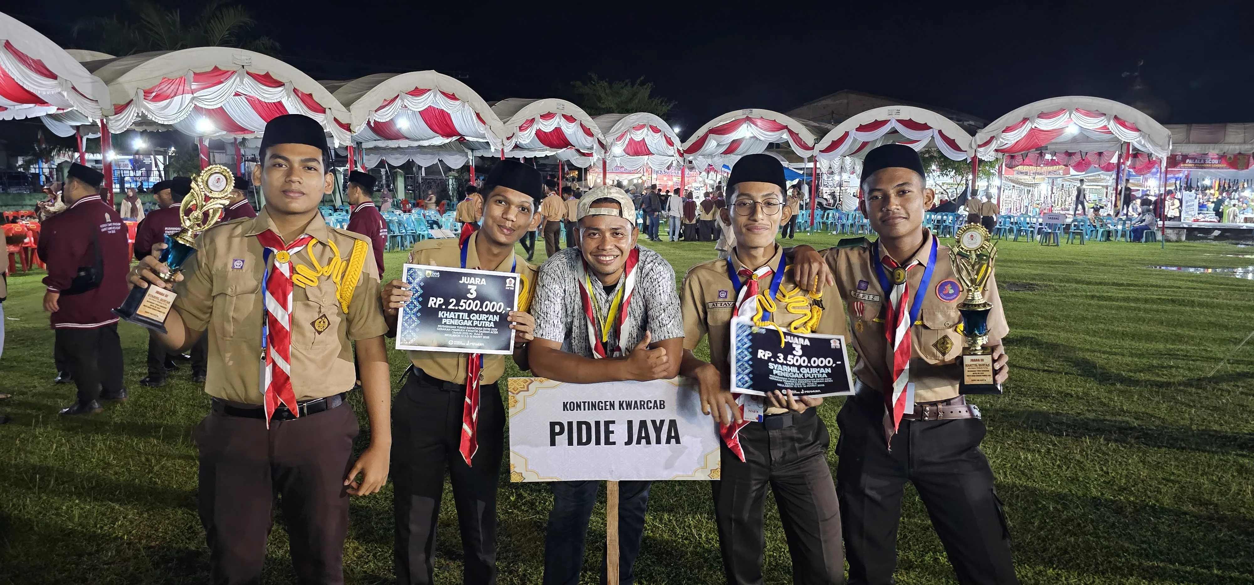 Bersama pembina kontingen Pidie Jaya setelah MTR Meulaboh 2026