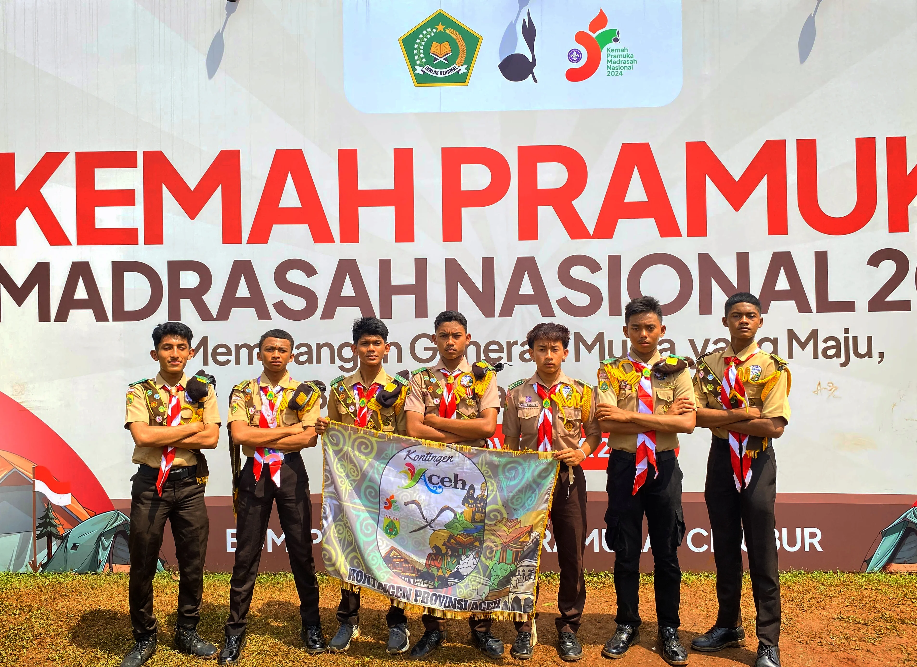 Perwakilan siswa Dayah Jeumala Amal dalam kontingen Aceh di KPMN 2024