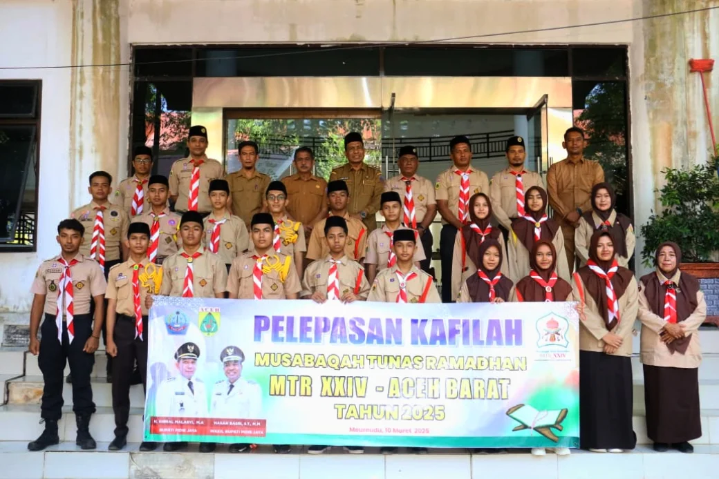 Bersama Wakil Bupati Pidie Jaya pada pelepasan MTR Meulaboh 2025